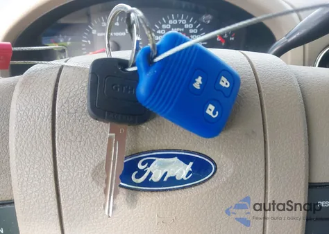 2006 Ford F-150 Stx/Xl/Xlt из США, поврежденный, VIN 1FTRX12W96NA53317